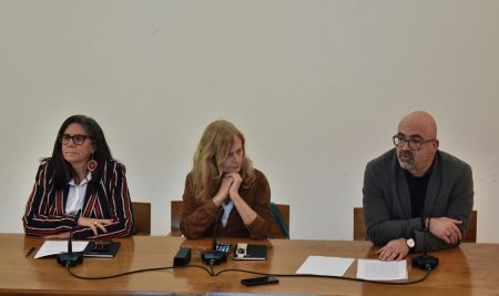 Educação e Liberdade debatidos em conferência comemorativa